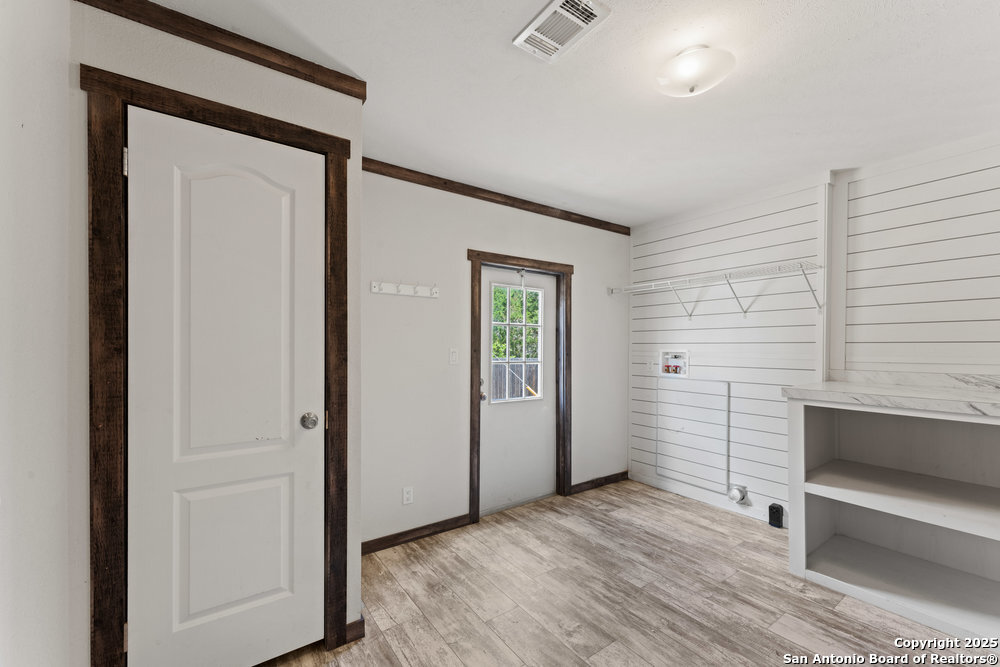 306 Wren Cir