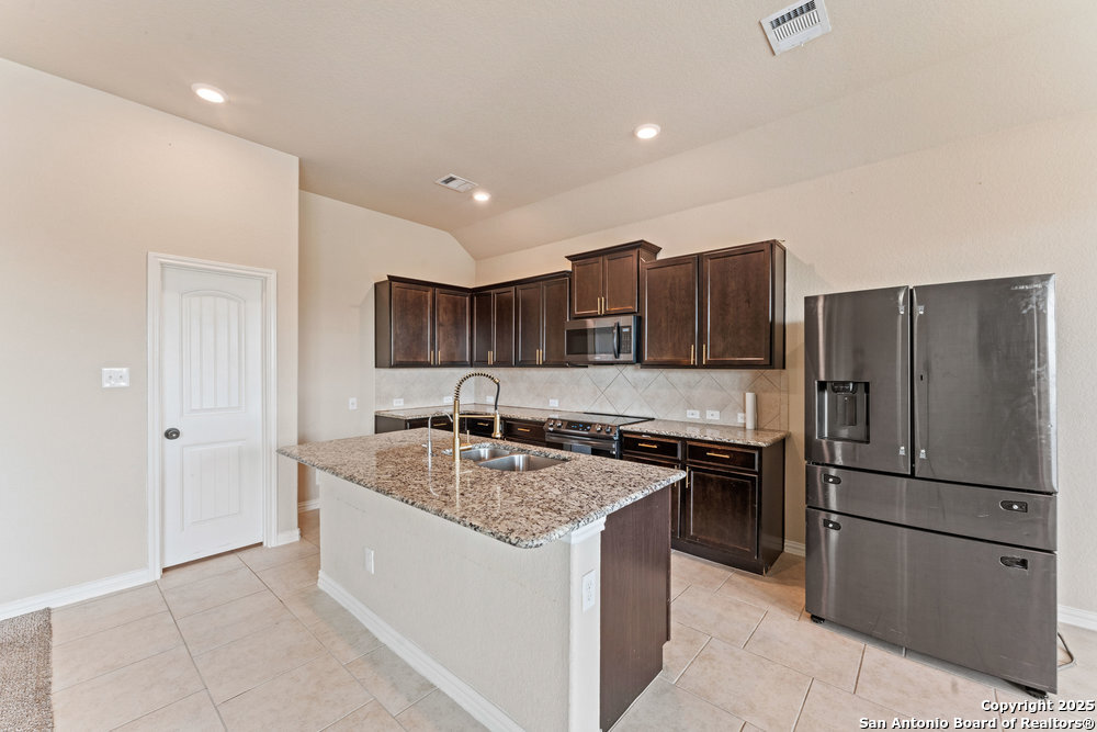 2317 Broken Wheel Ln