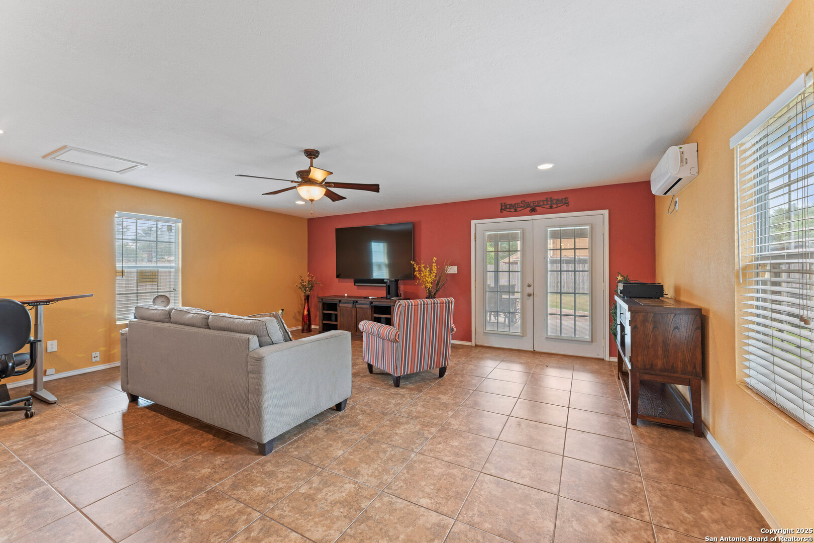 1703 Desert Willow