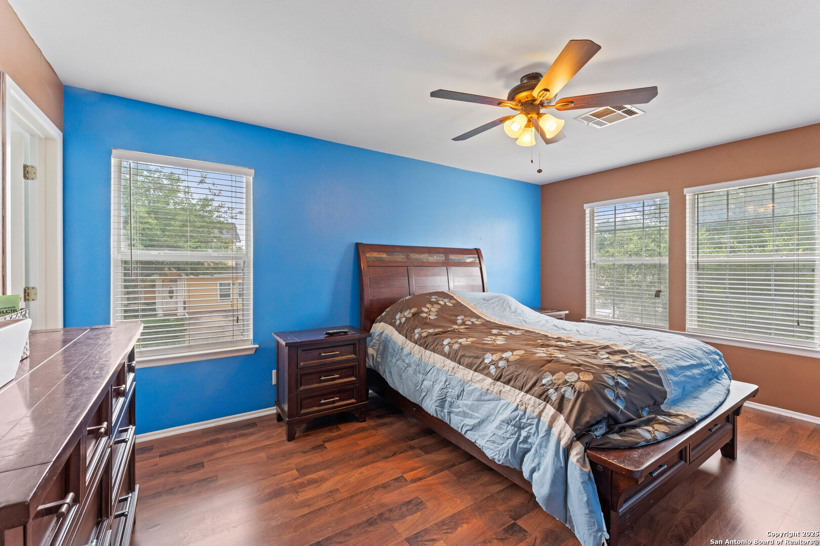 1703 Desert Willow
