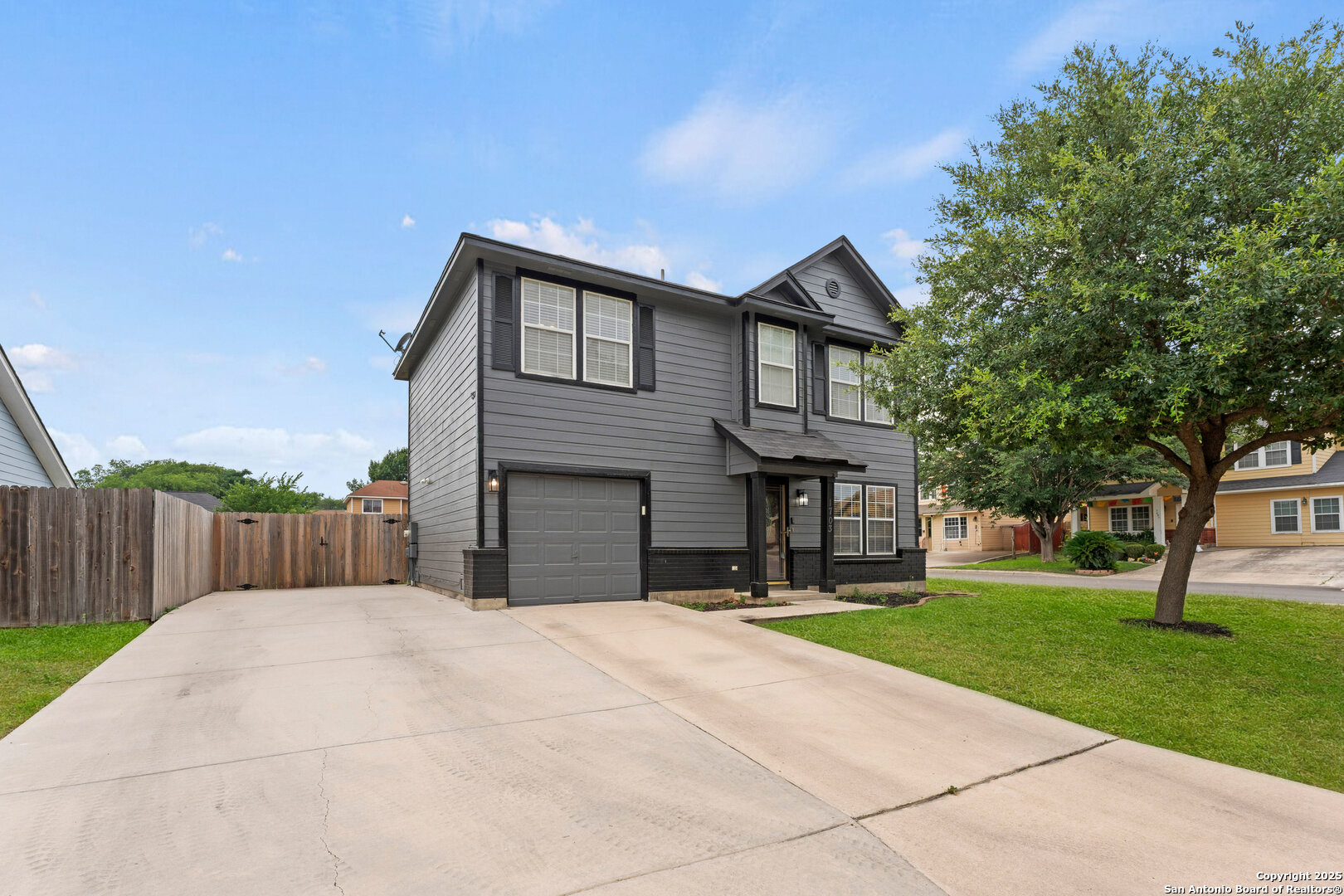 1703 Desert Willow