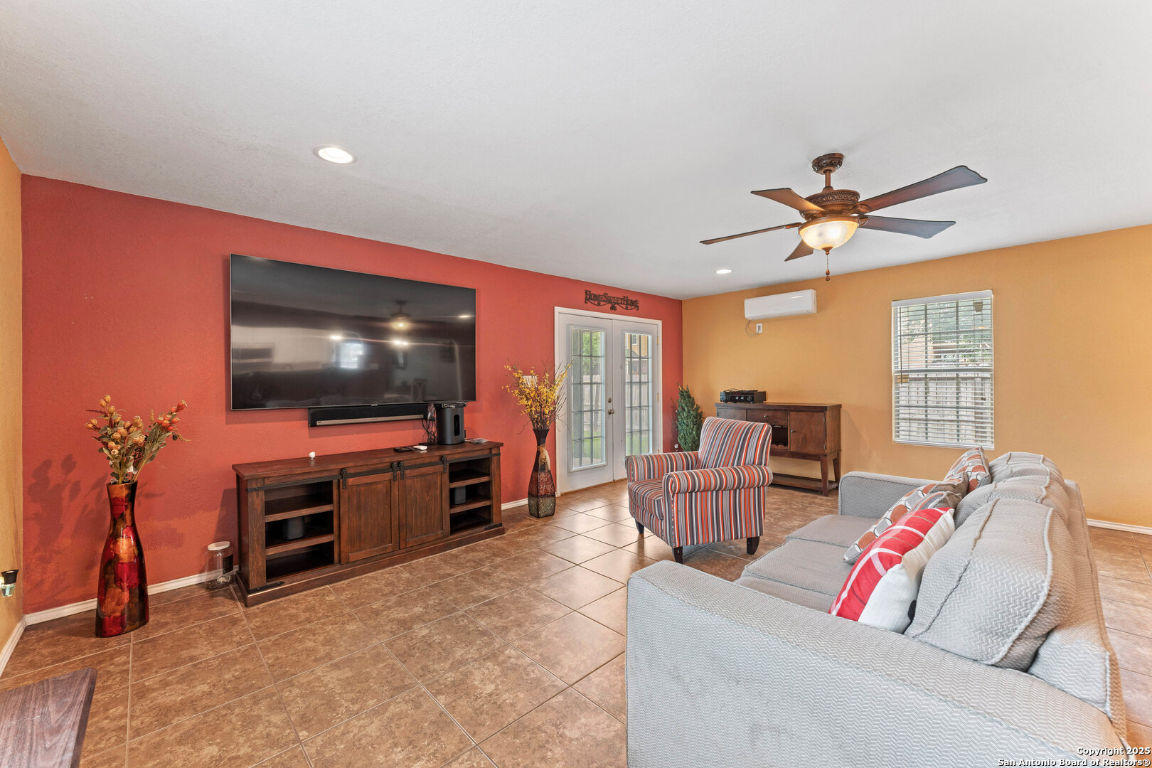 1703 Desert Willow