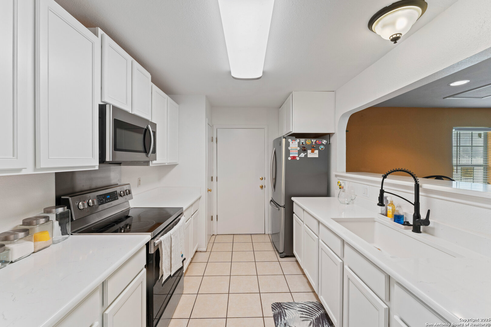 1703 Desert Willow