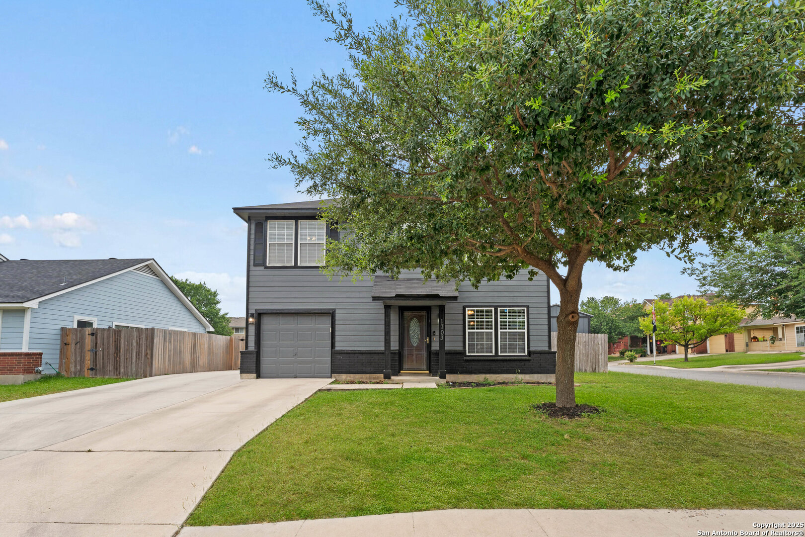1703 Desert Willow
