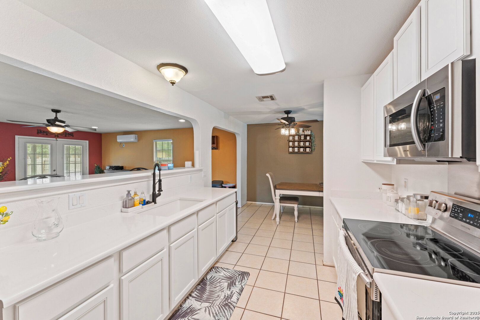 1703 Desert Willow
