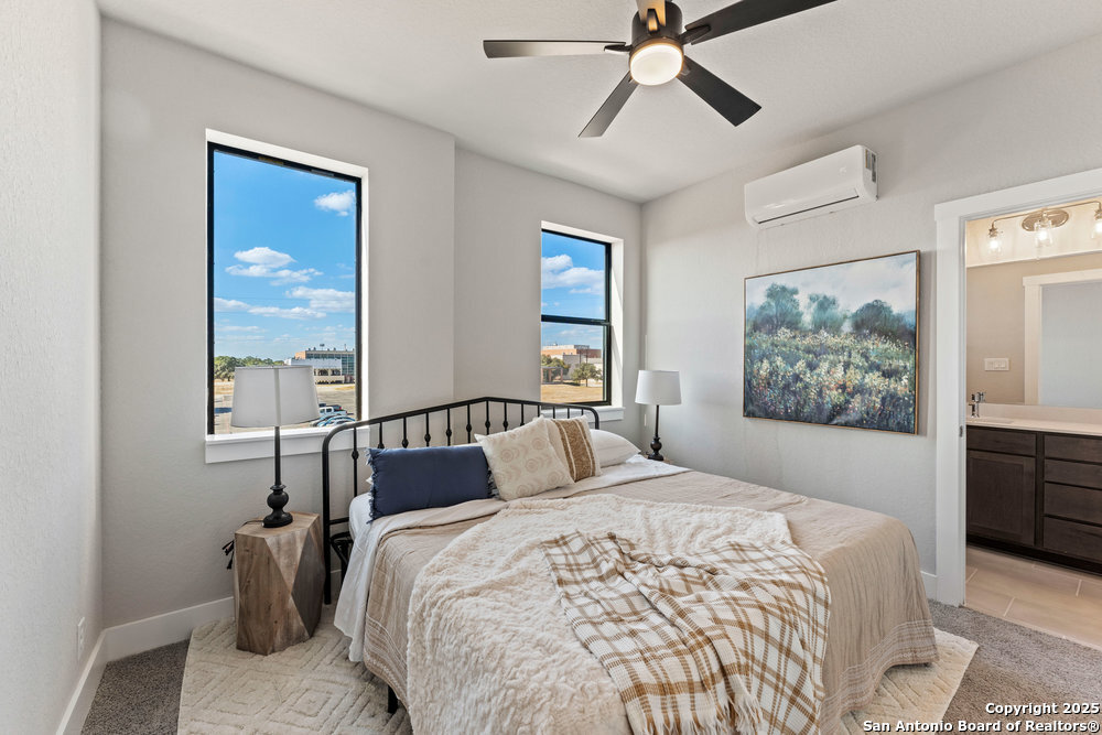 7924 Kennedy Hill