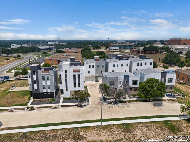 7940 Kennedy Hl Unit 7 8