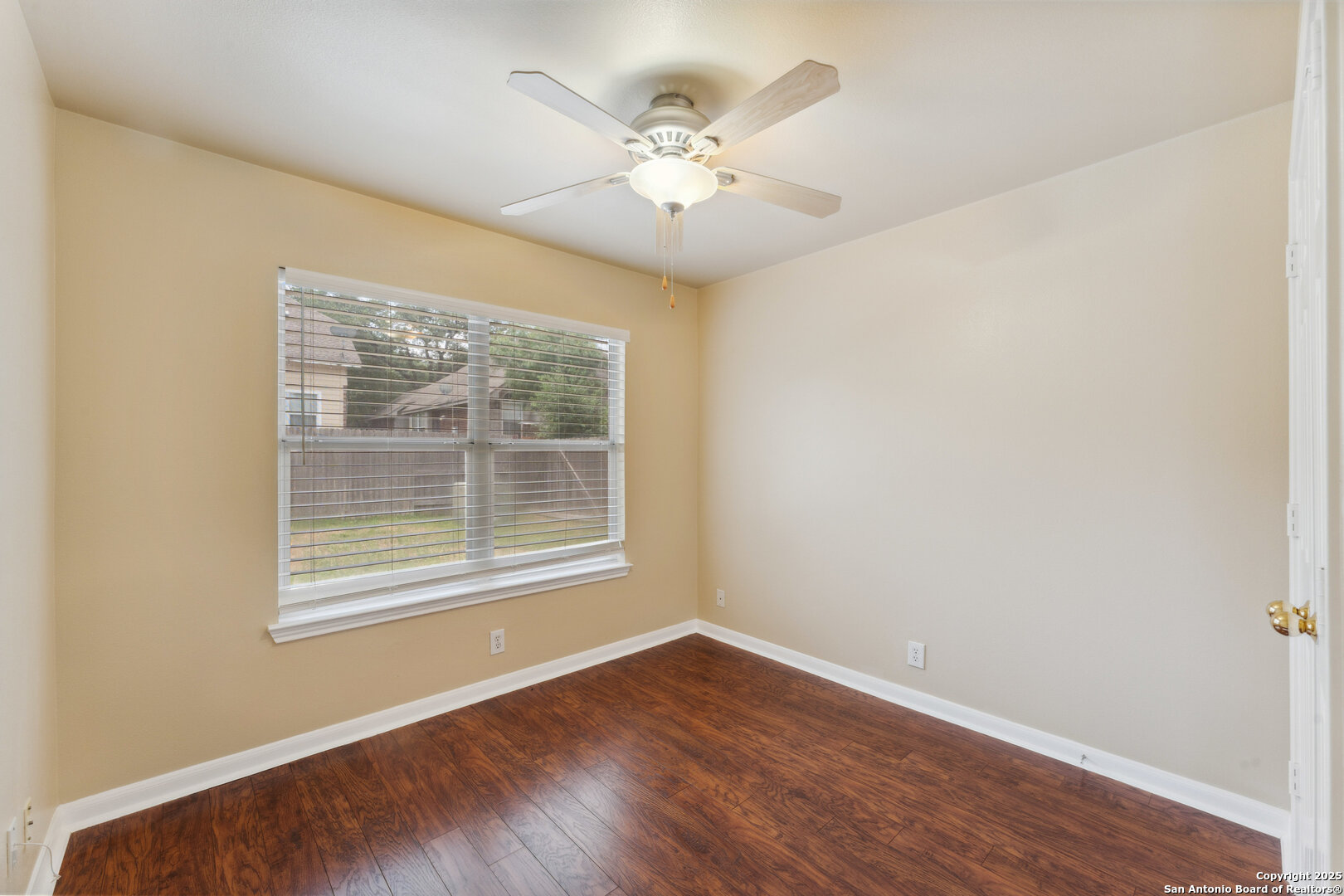 5914 Hart Field
