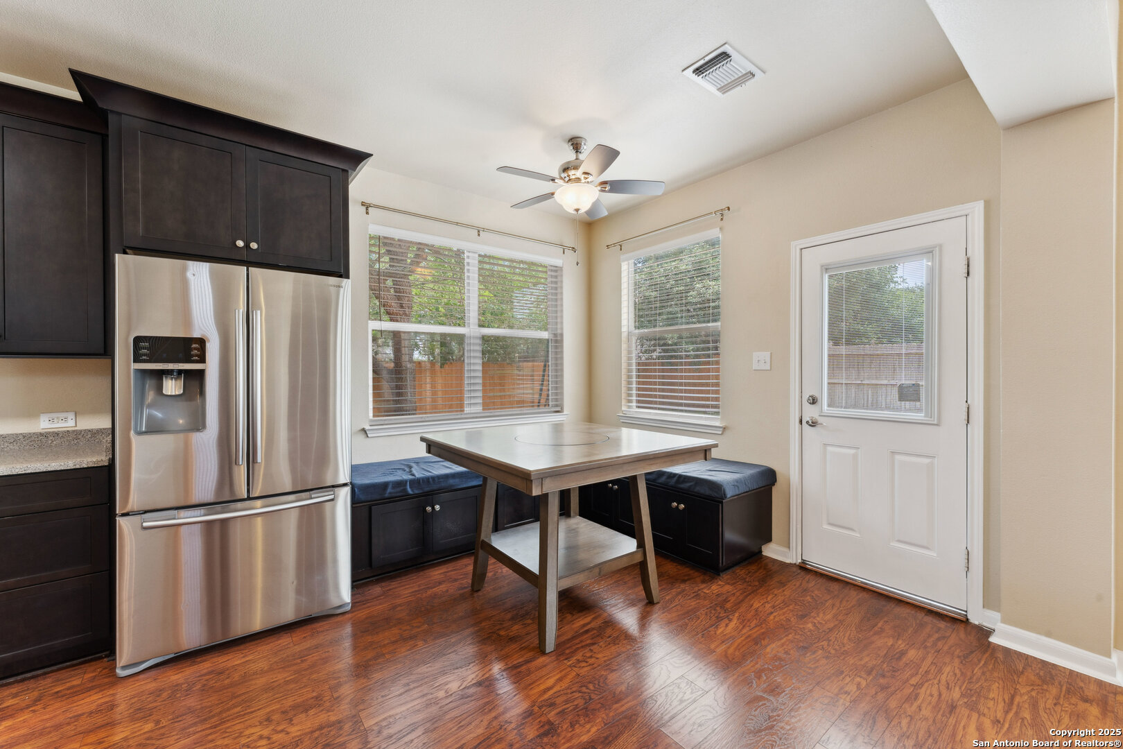 5914 Hart Field