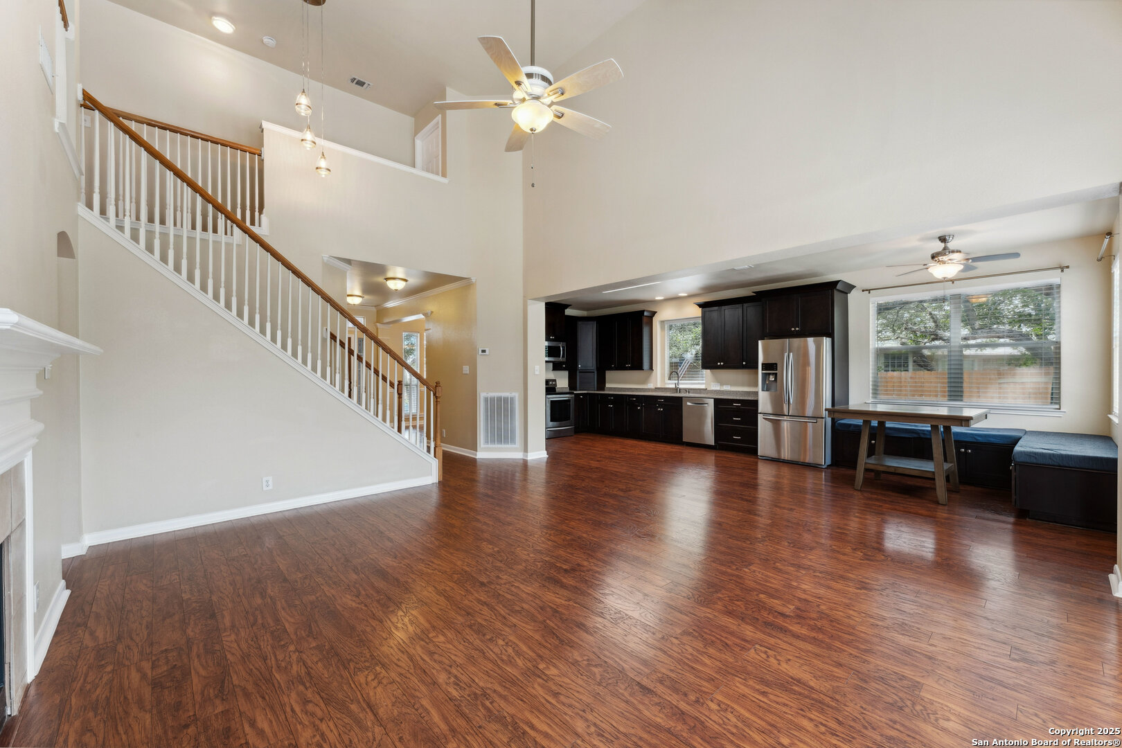 5914 Hart Field