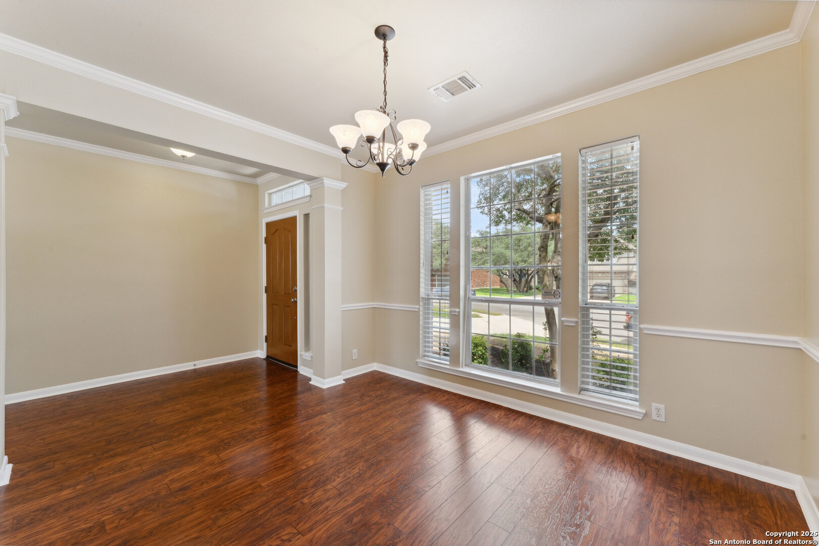 5914 Hart Field