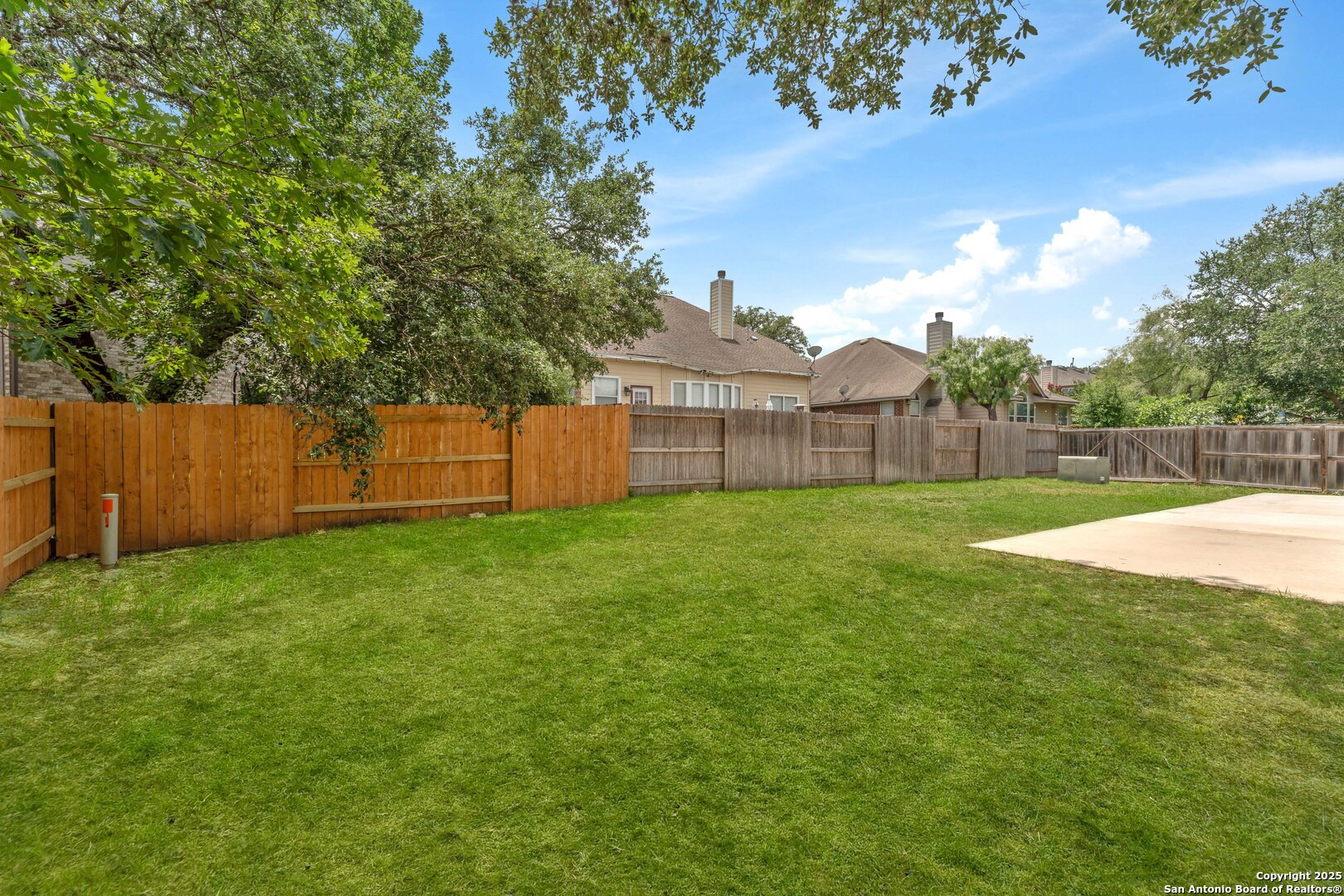 5914 Hart Field