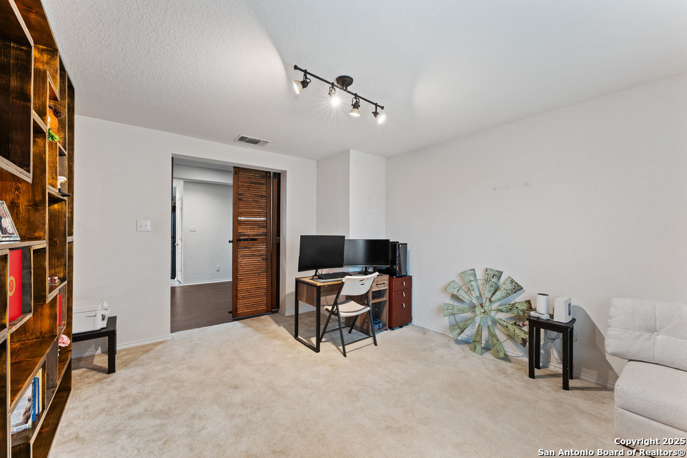 1453 Jordan Crossings