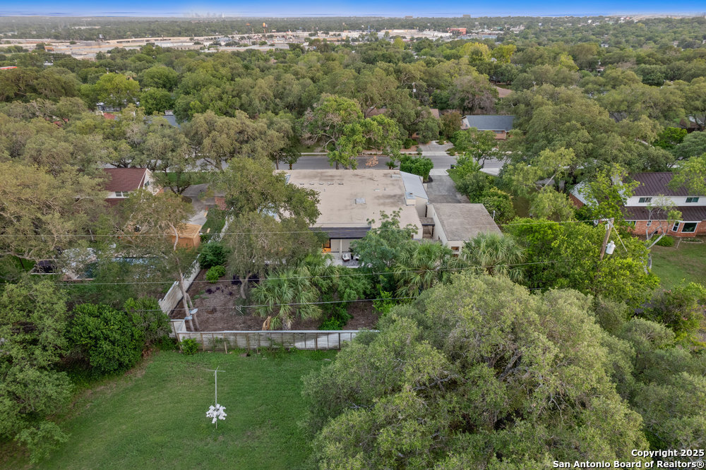 2703 MARLBOROUGH DR