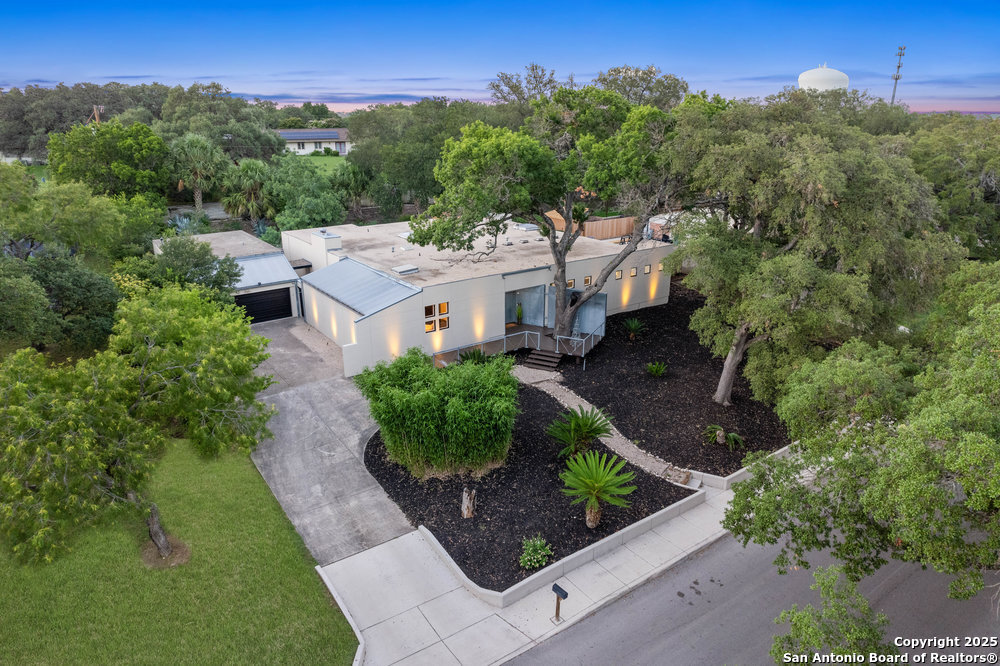 2703 MARLBOROUGH DR