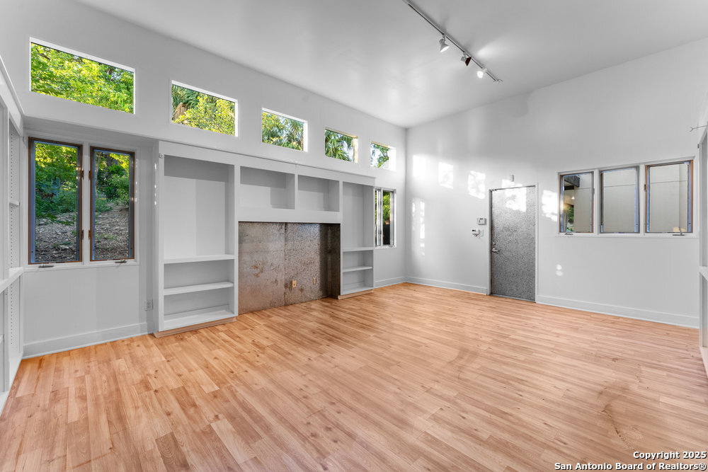 2703 MARLBOROUGH DR