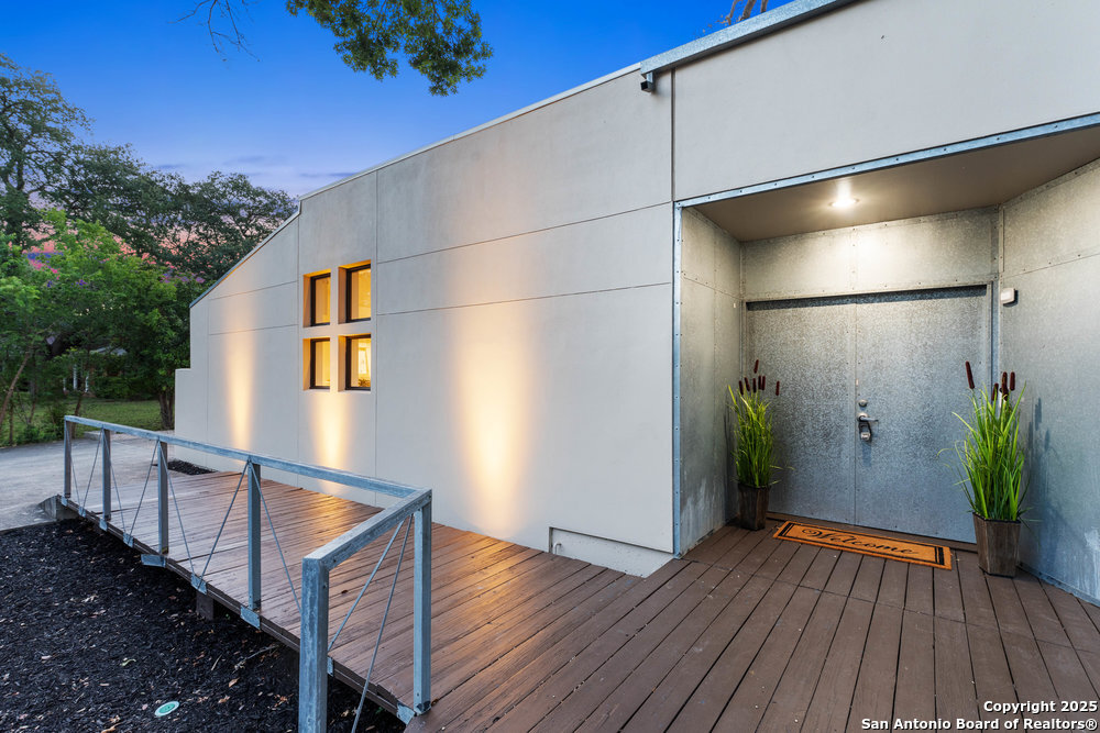 2703 MARLBOROUGH DR