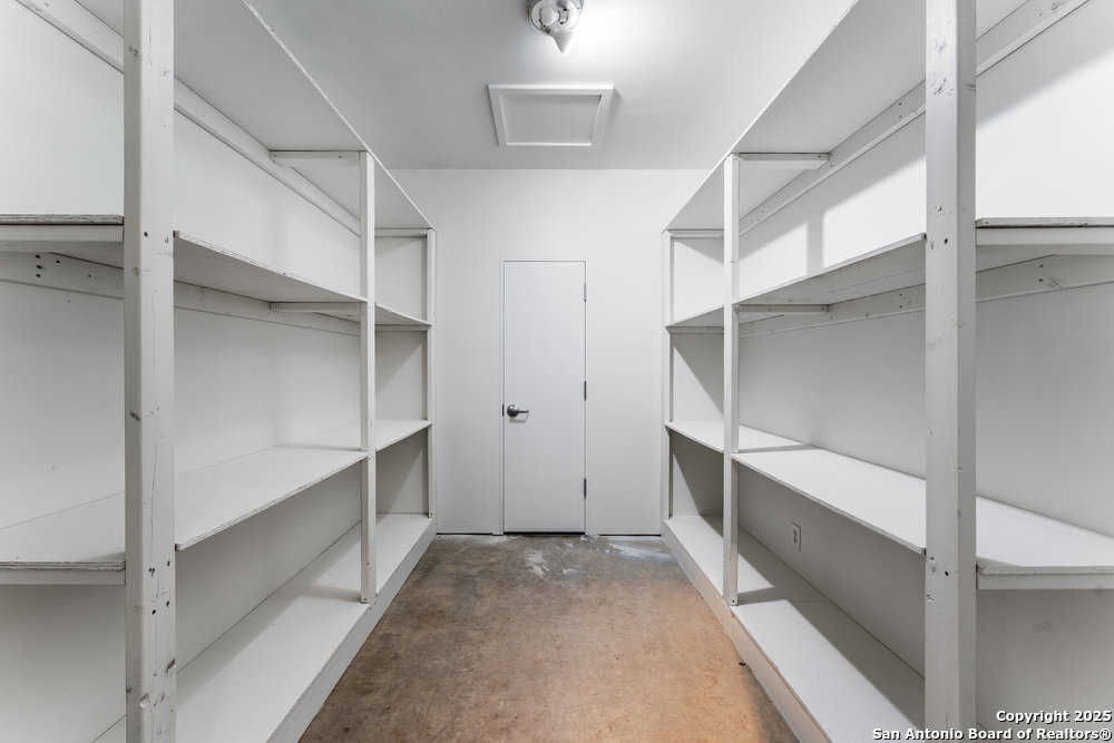 2703 MARLBOROUGH DR