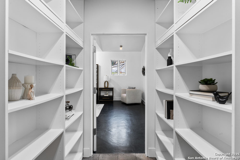 2703 MARLBOROUGH DR
