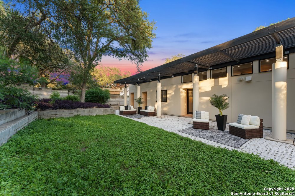 2703 MARLBOROUGH DR