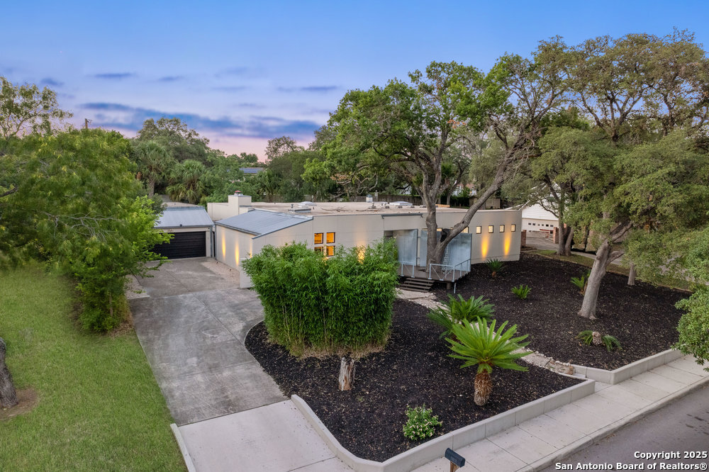 2703 MARLBOROUGH DR