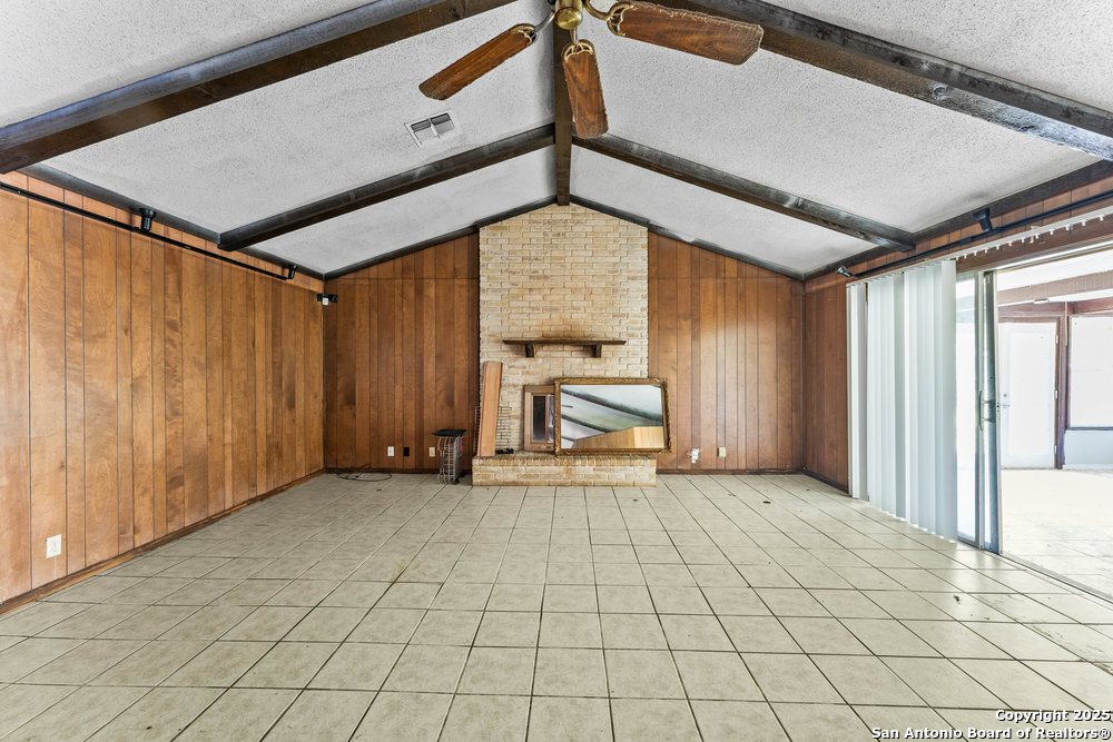 6006 Forest Ledge