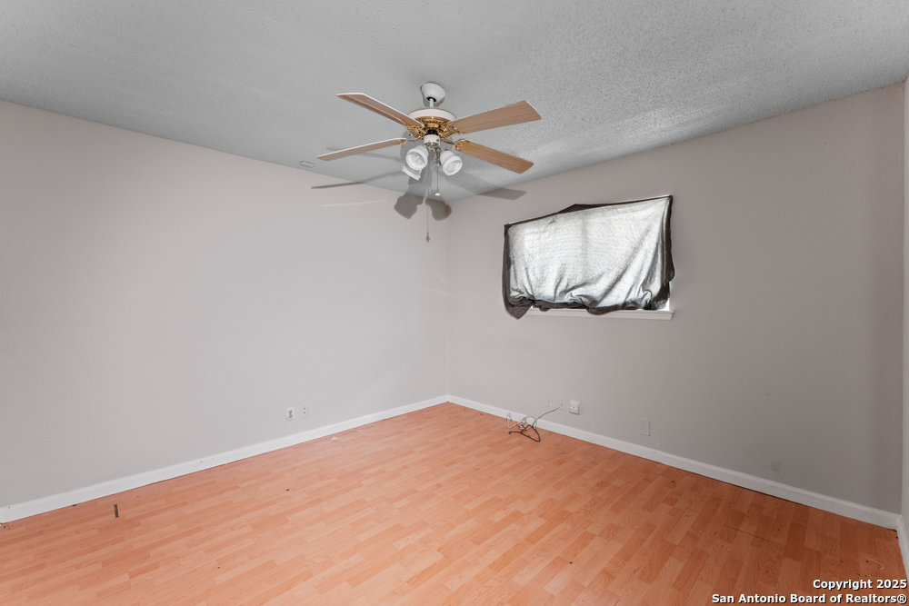 6006 Forest Ledge