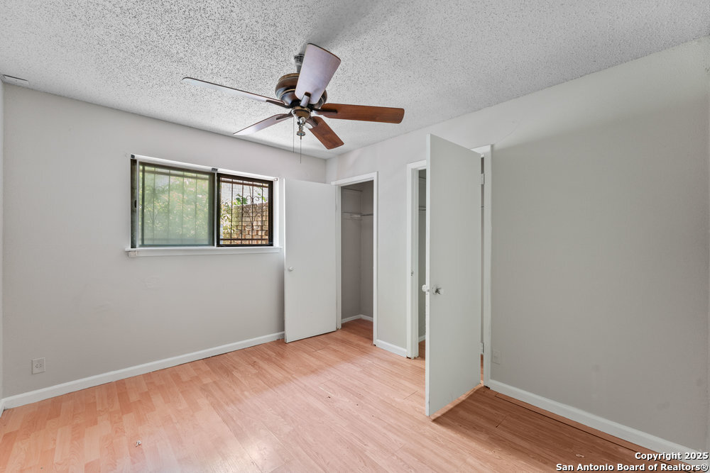6006 Forest Ledge