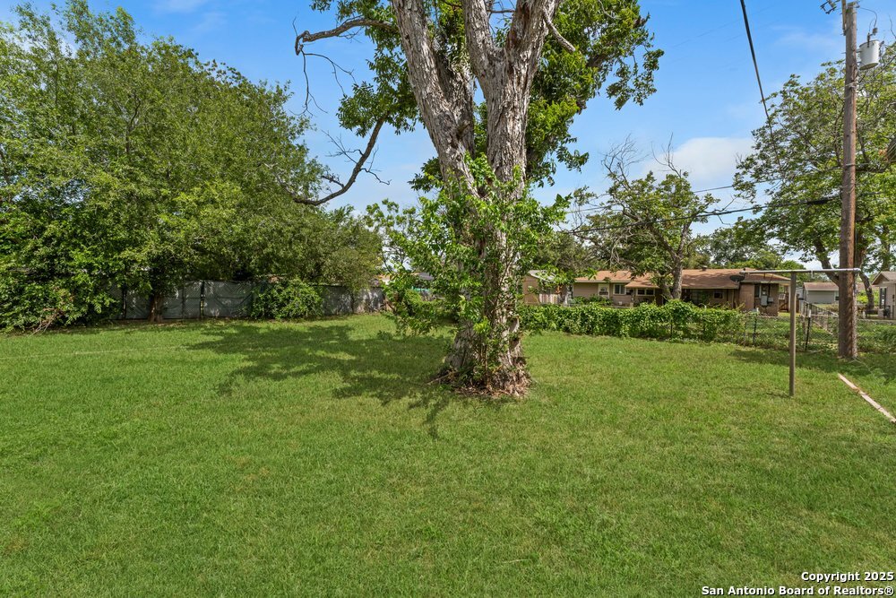 338 TOMROB DR