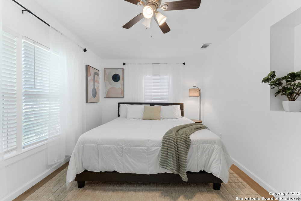 338 TOMROB DR