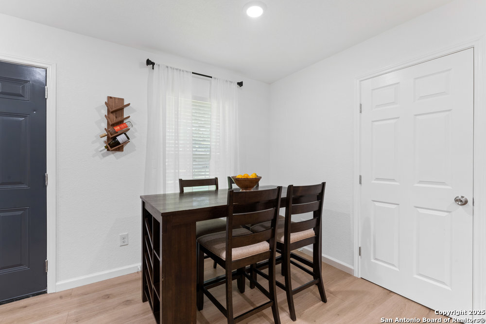 338 TOMROB DR