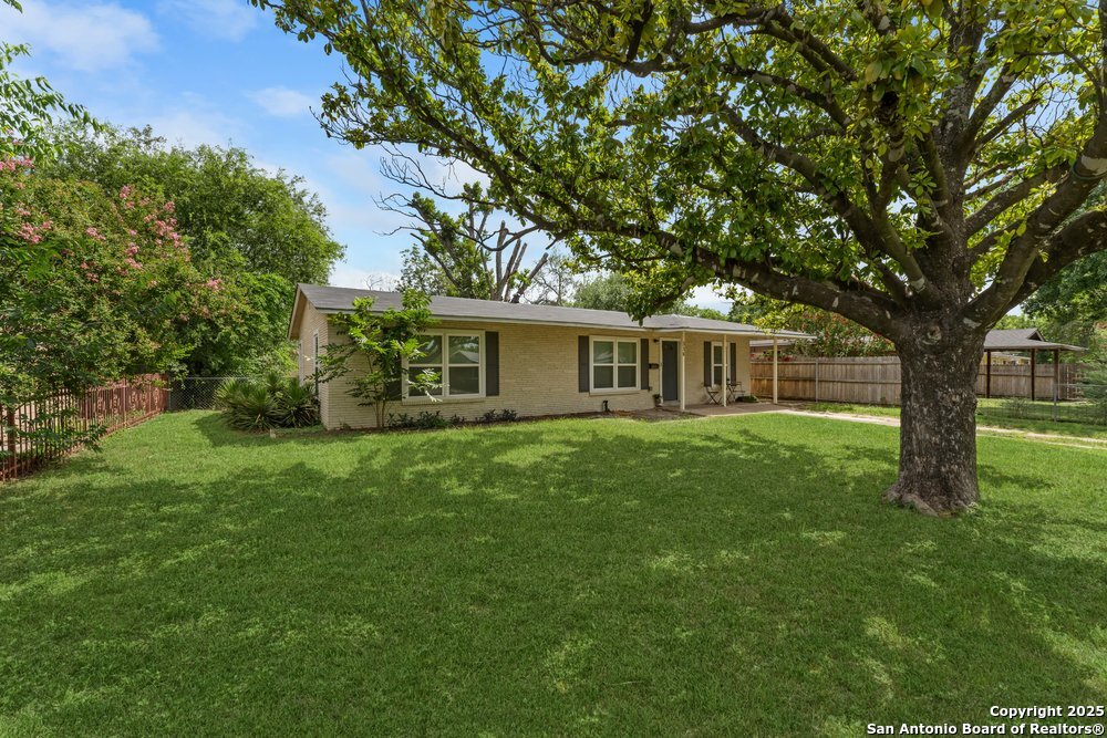 338 TOMROB DR