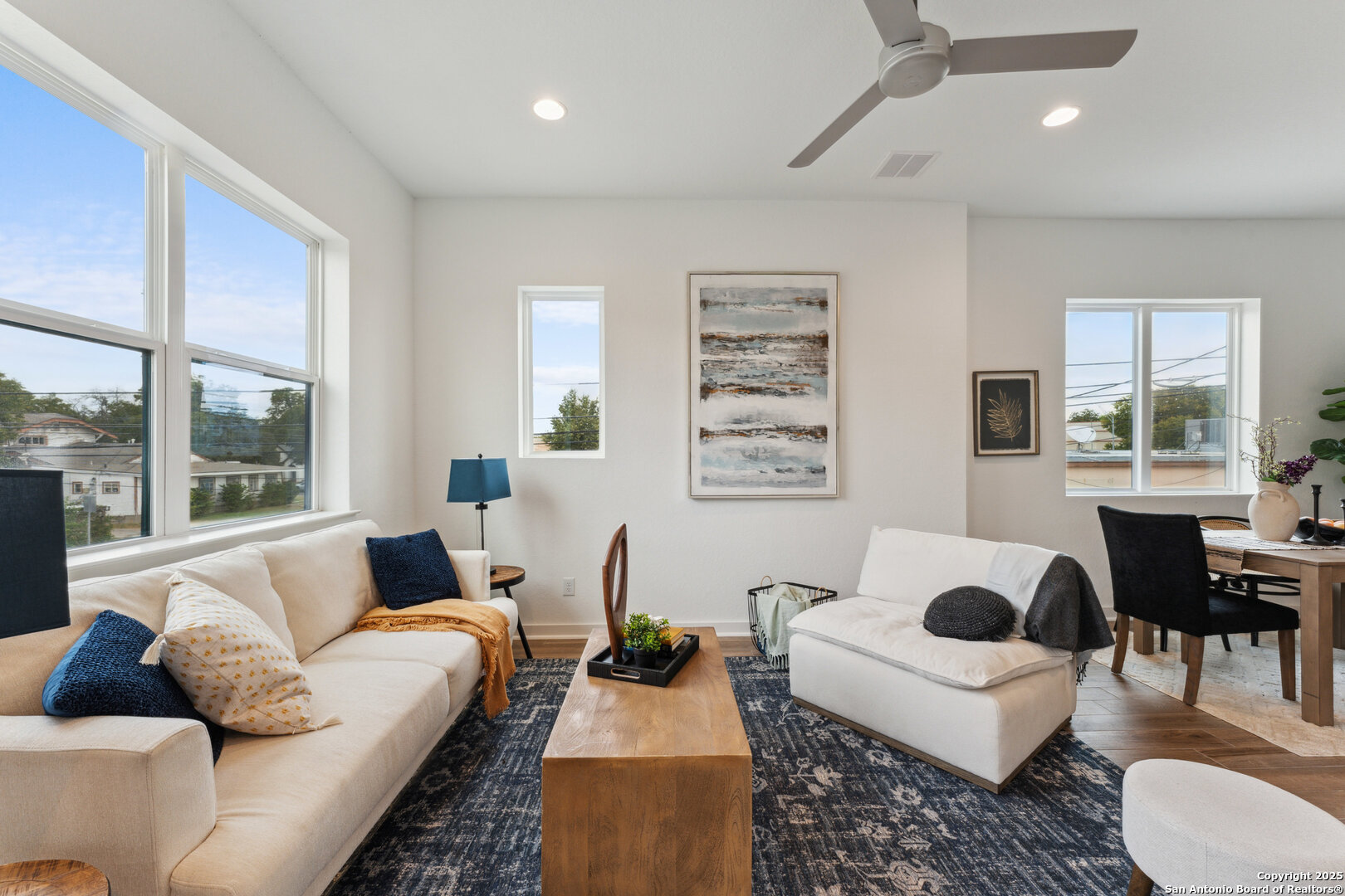 1735 W Gramercy UNIT