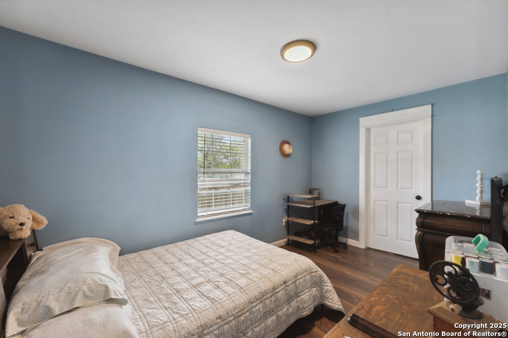235 Overlook Rd