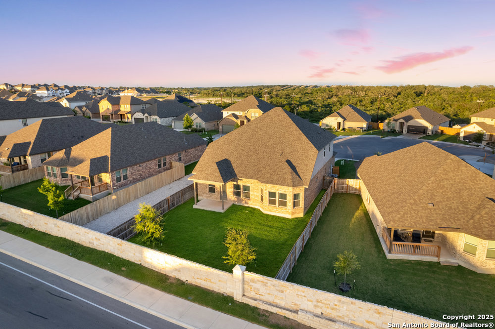 1543 Argon Way