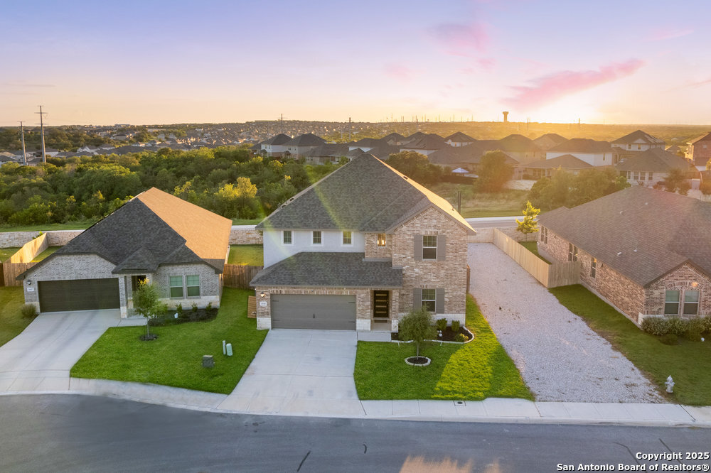 1543 Argon Way
