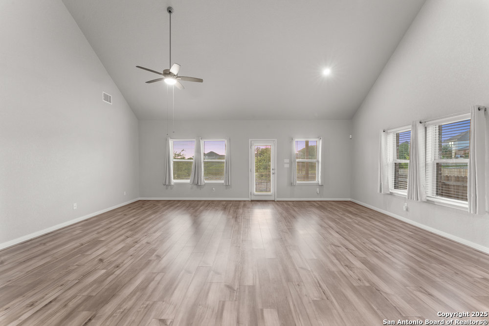 1543 Argon Way