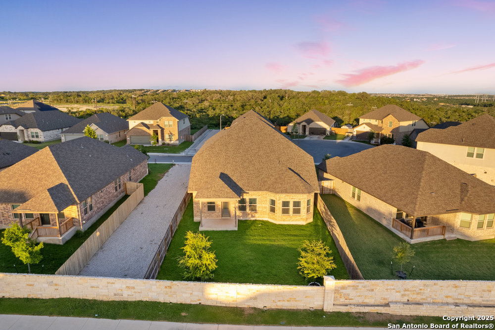 1543 Argon Way