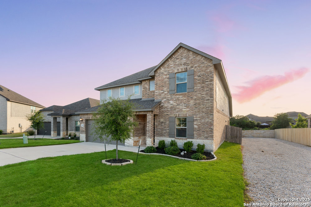 1543 Argon Way