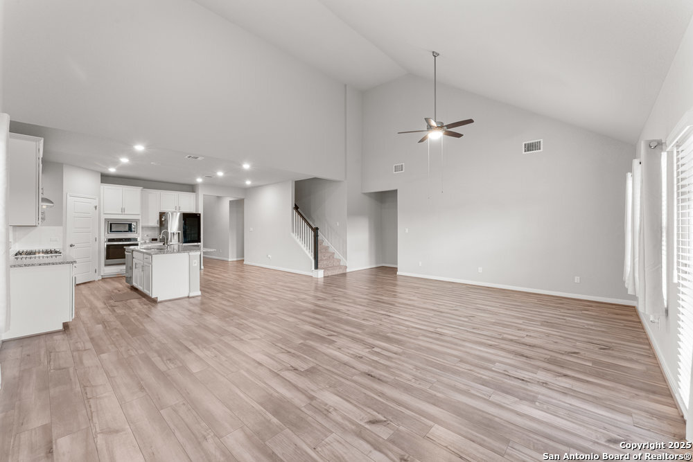 1543 Argon Way