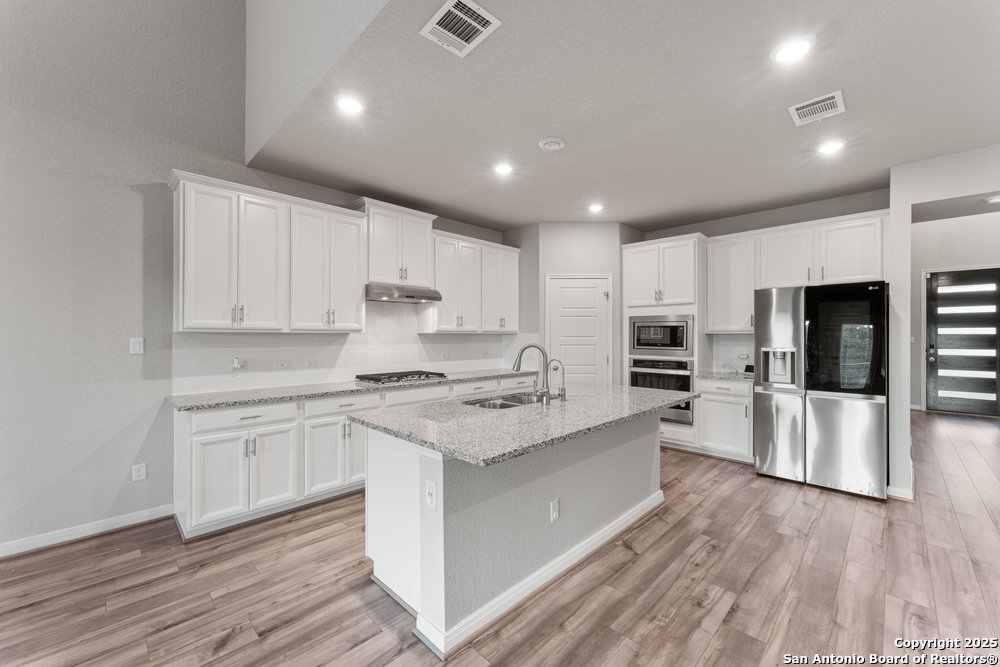 1543 Argon Way