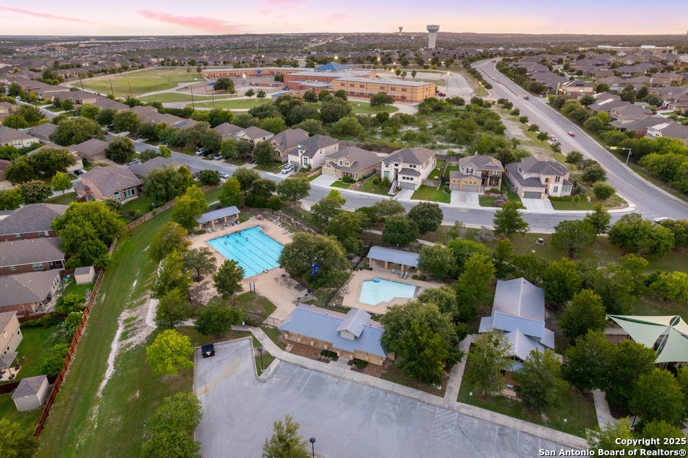 1543 Argon Way
