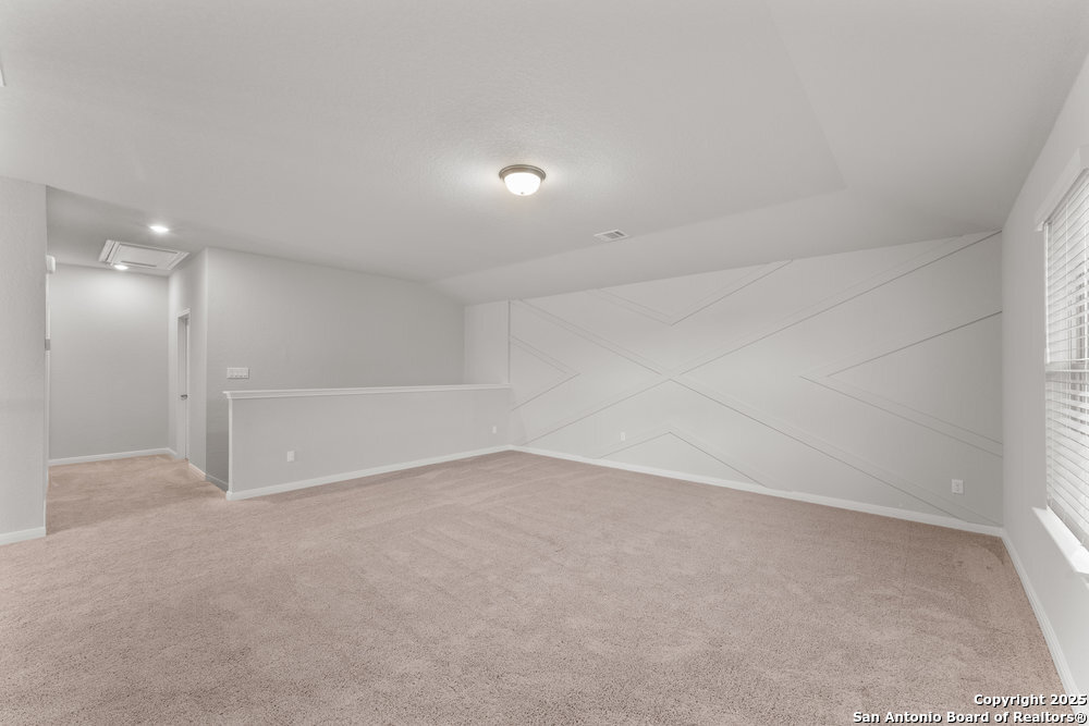 1543 Argon Way