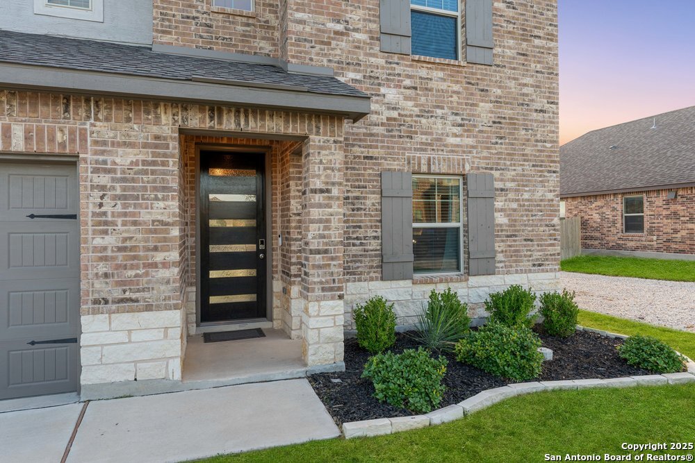 1543 Argon Way
