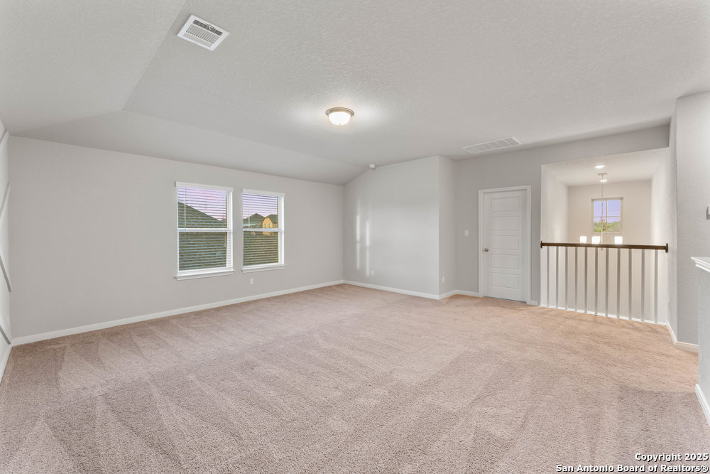 1543 Argon Way