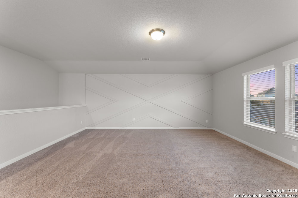 1543 Argon Way
