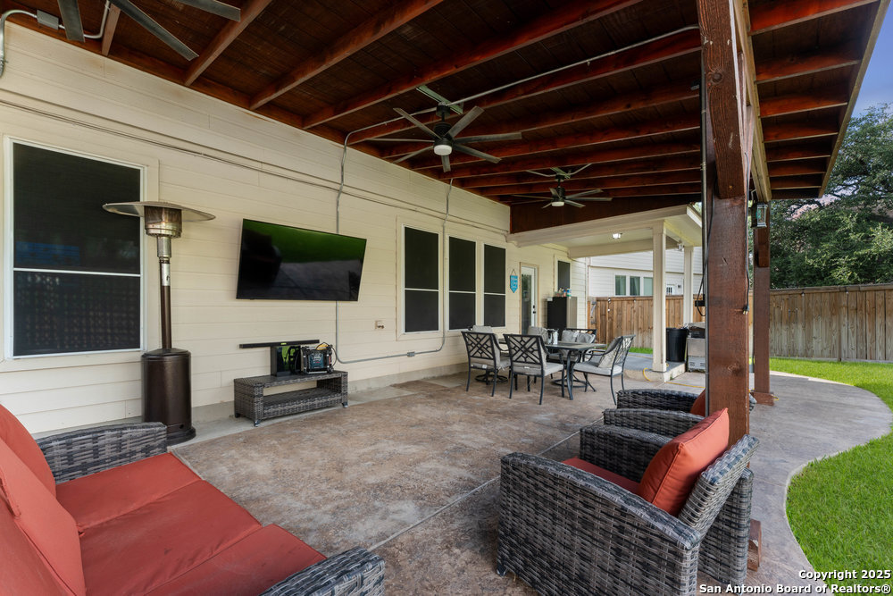 2206 Dewey Pt