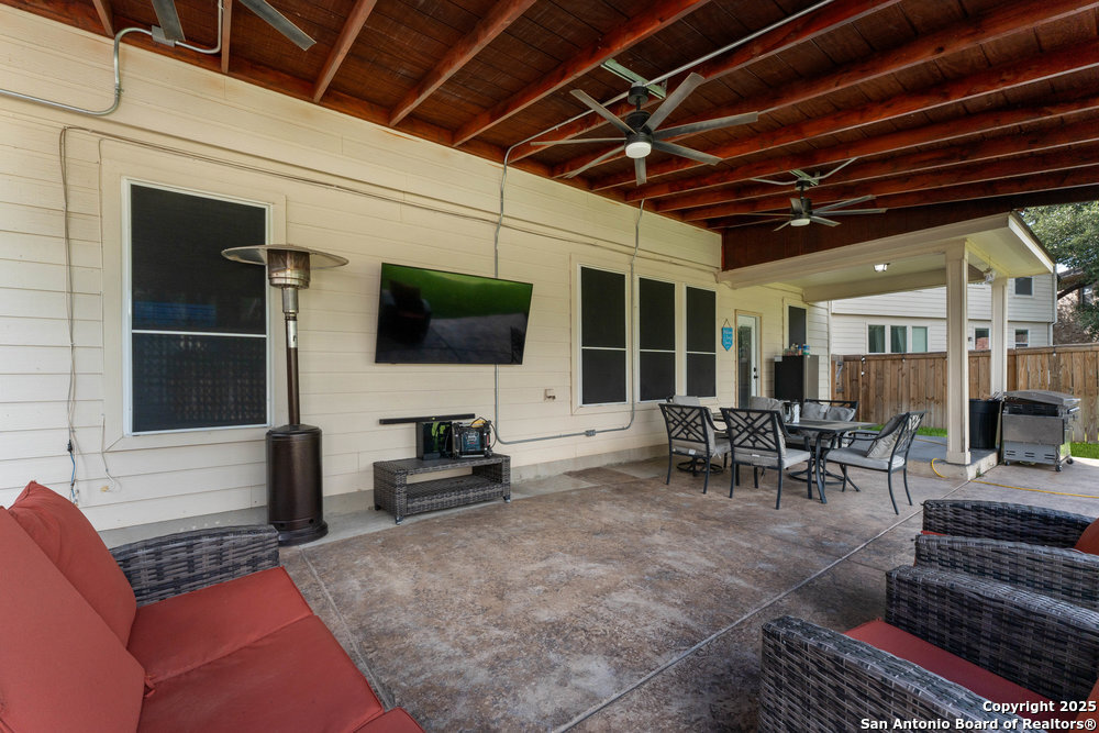 2206 Dewey Pt