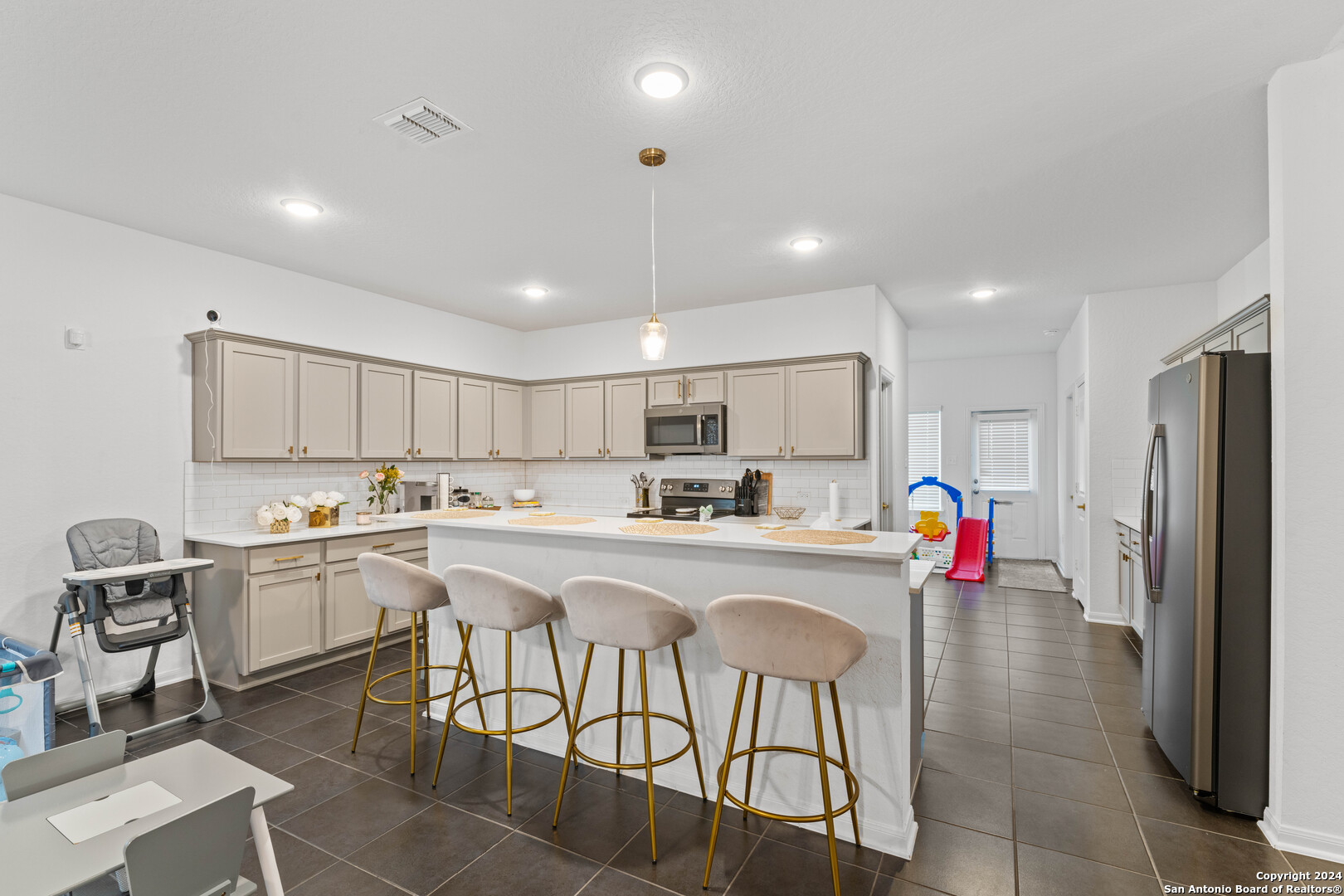 2514 BORDELON NEST