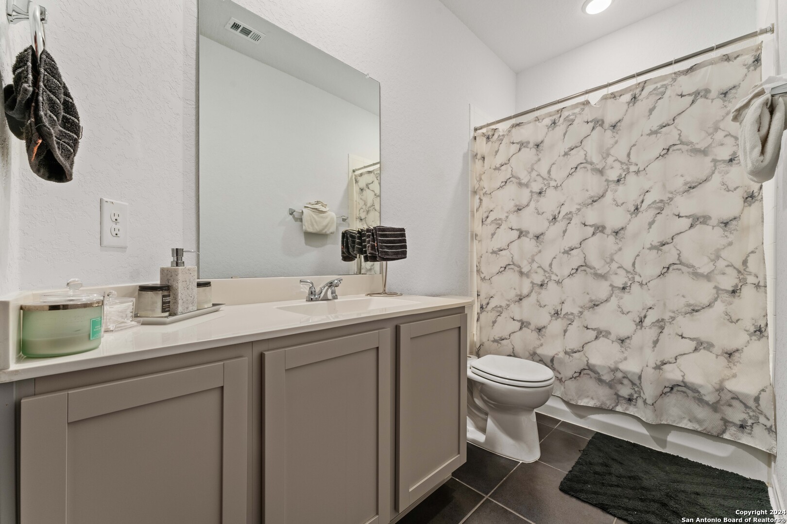 2514 BORDELON NEST